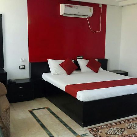 Sanjay Motels I Pvt Ltd Pura Raghunāth Exteriör bild