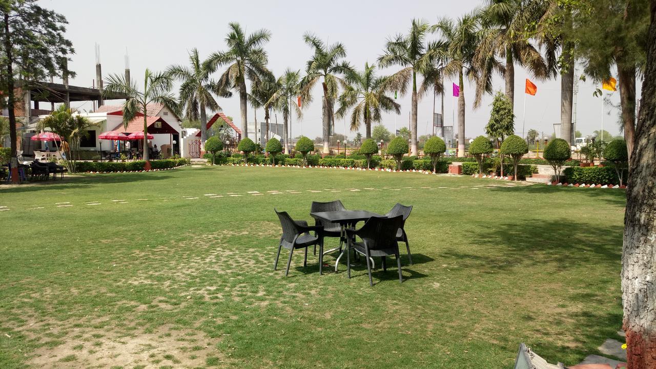 Sanjay Motels I Pvt Ltd Pura Raghunāth Exteriör bild