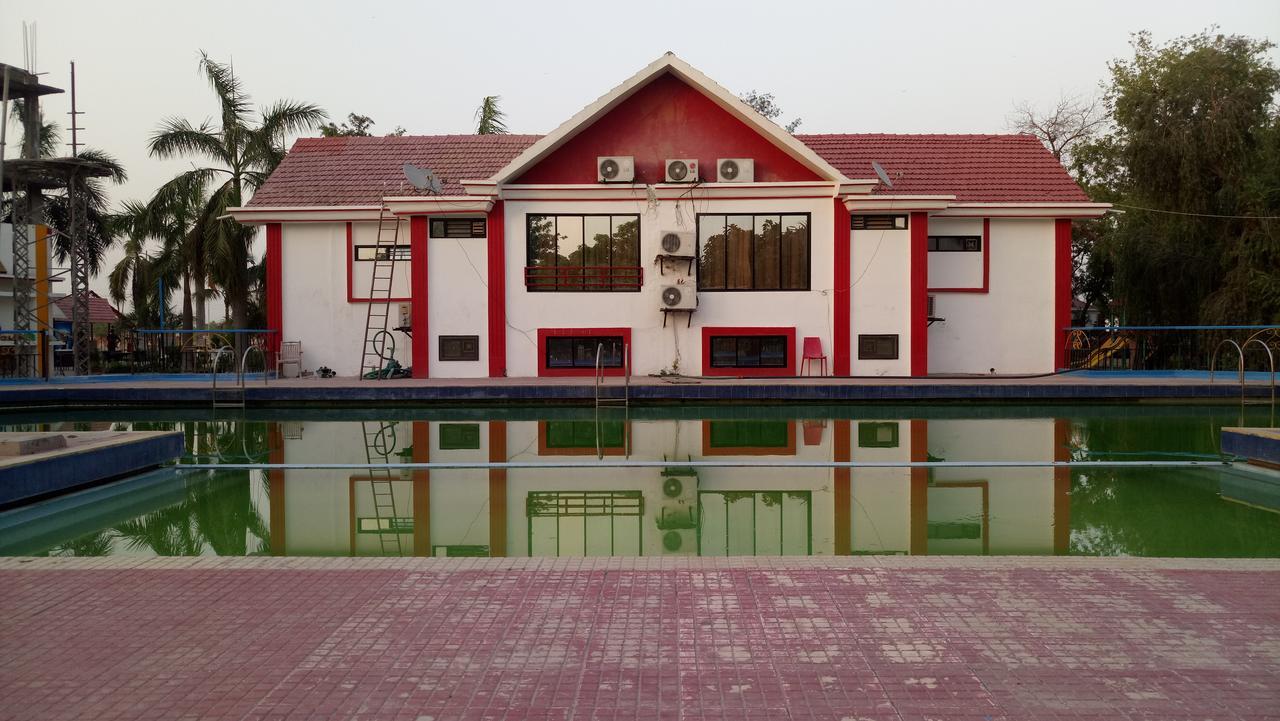 Sanjay Motels I Pvt Ltd Pura Raghunāth Exteriör bild